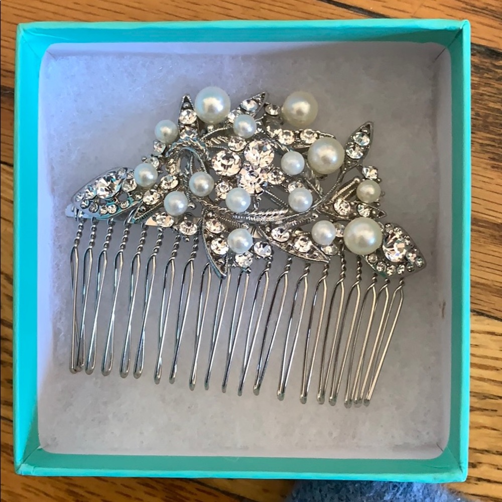 Wedding hair piece